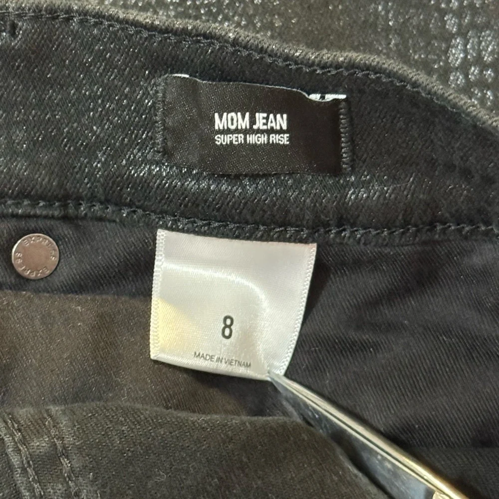 Express Black Faux Snakeskin Pattern Cropped High Rise Womens 8‎ Mom Jean - Picture 6 of 8